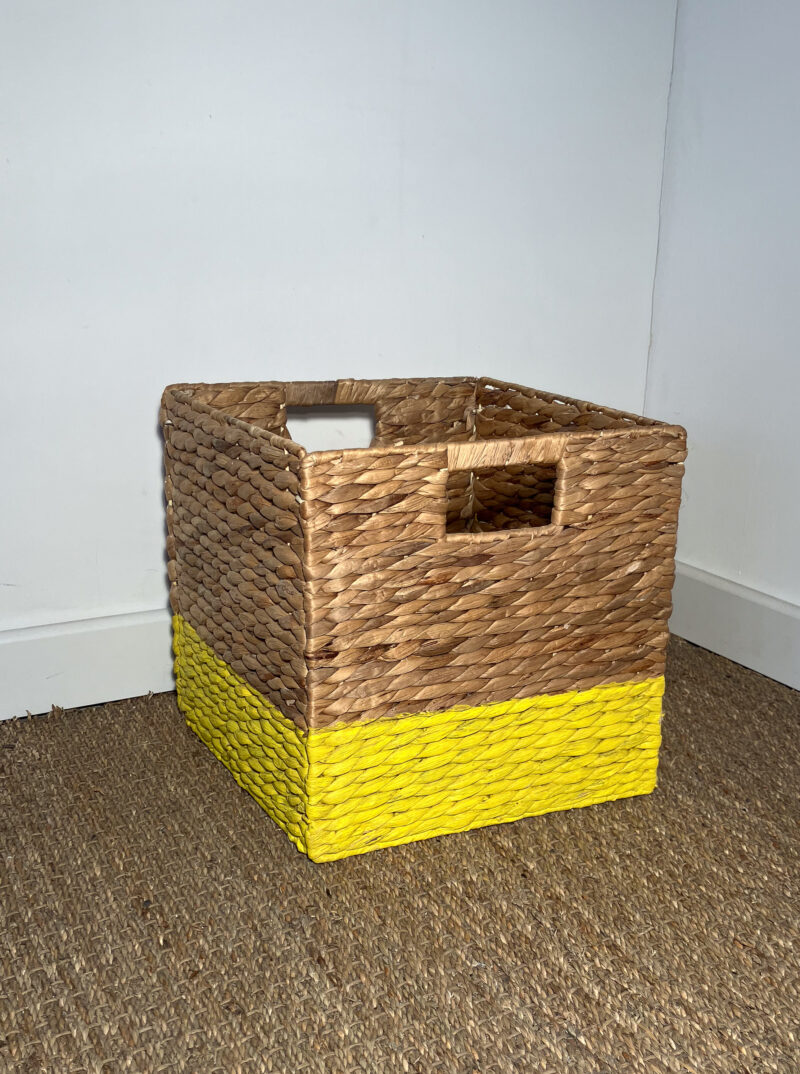 Cube rangement en osier jaune