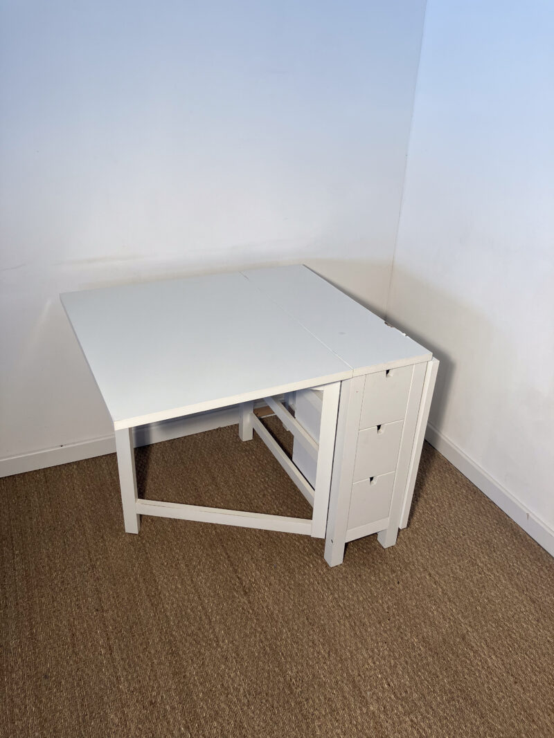 Table blanche à rabats avec tiroirs