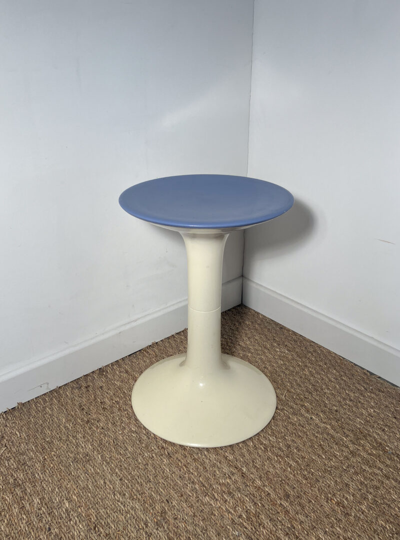 Tabouret blanc et bleu vintage