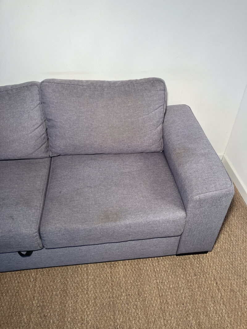 Canapé gris dépliable – Image 5