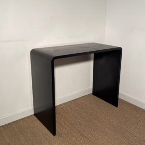 Petit bureau en métal noir design