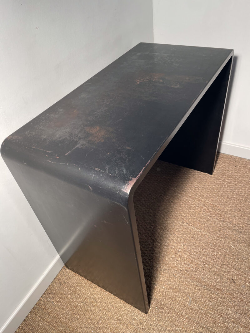 Petit bureau en métal noir design – Image 5