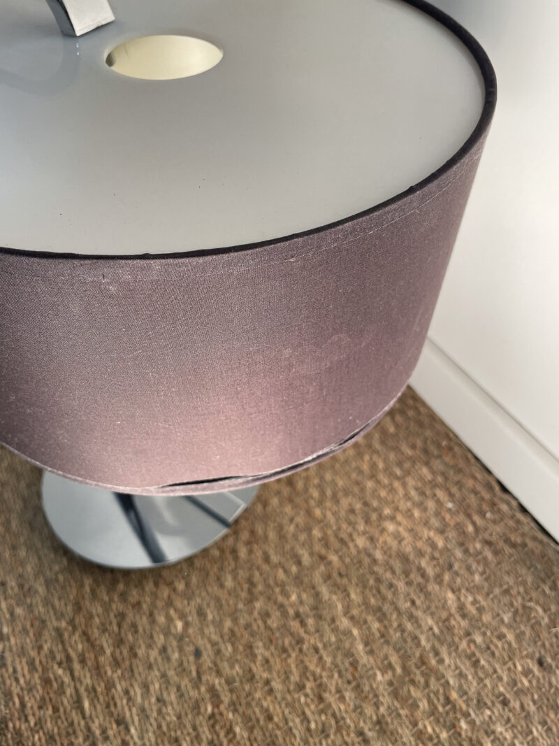 Lampe à poser avec abat jour violet – Image 4