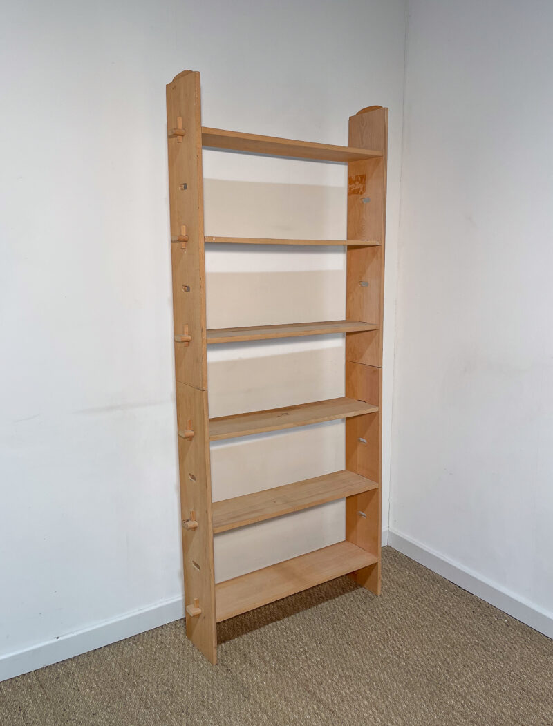 Etagère empilable en bois