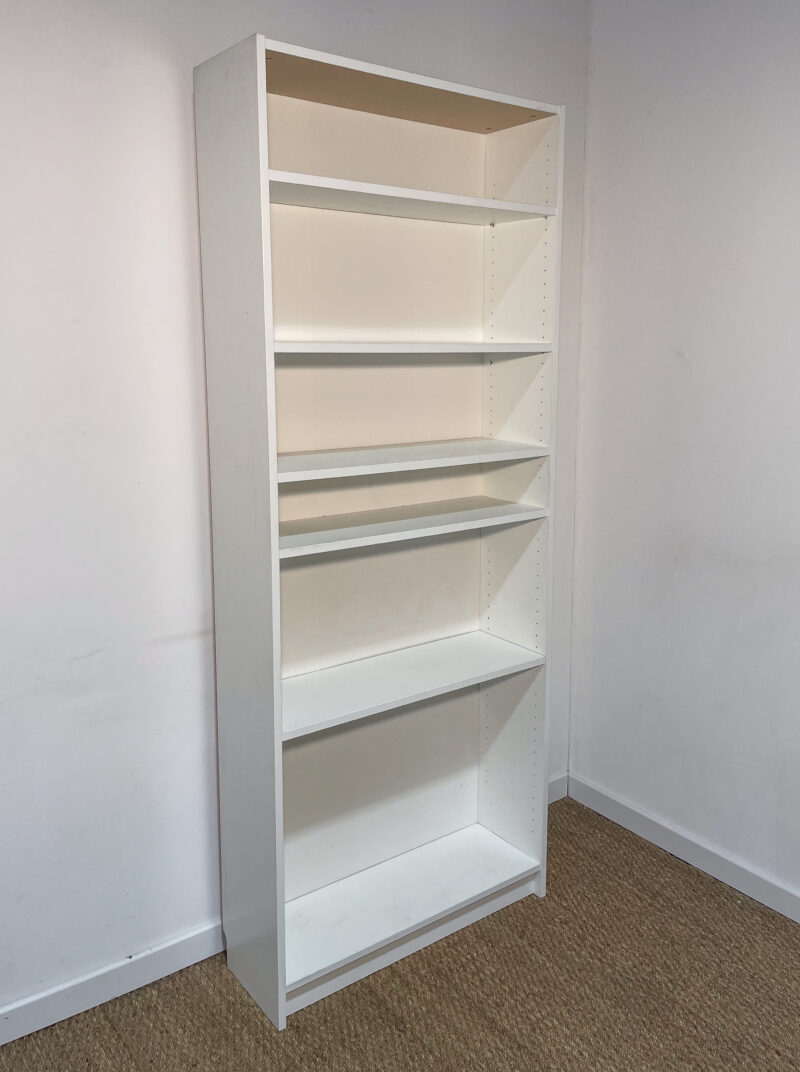 Etagère blanche haute