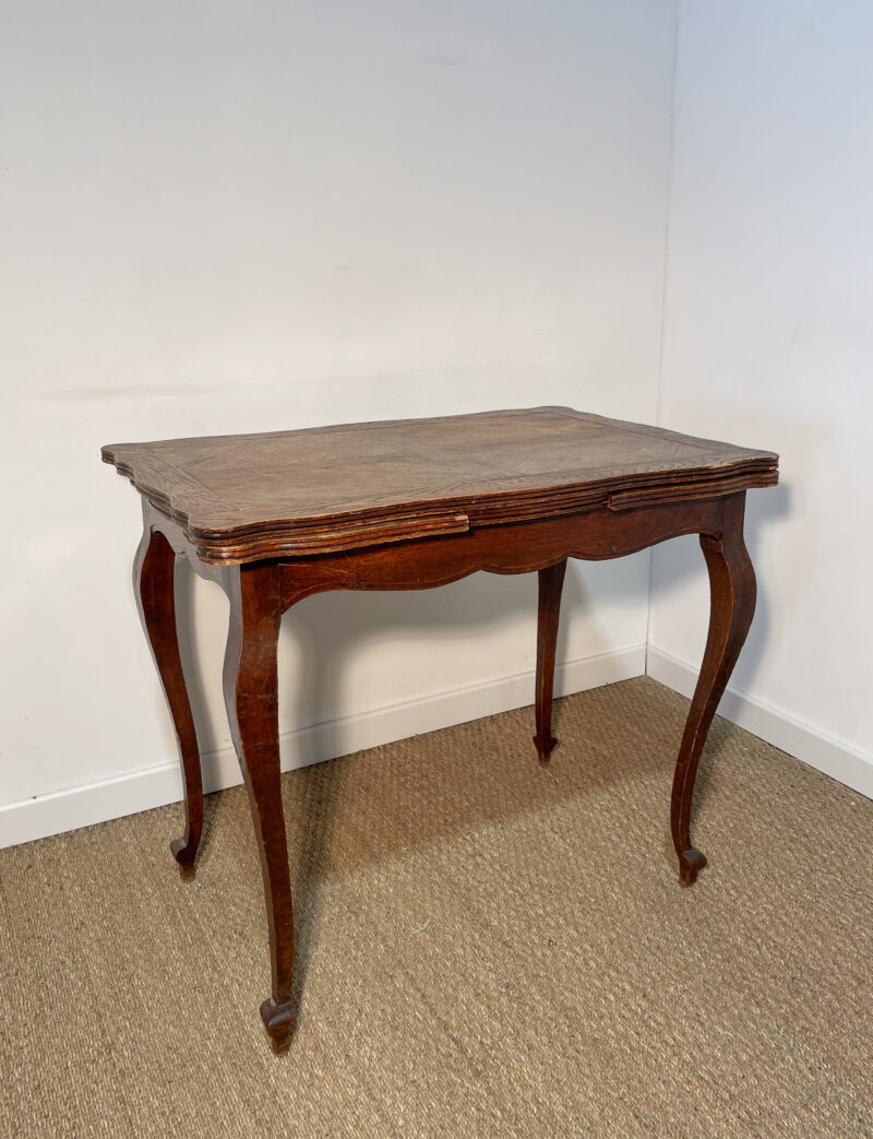 Table en bois extensible