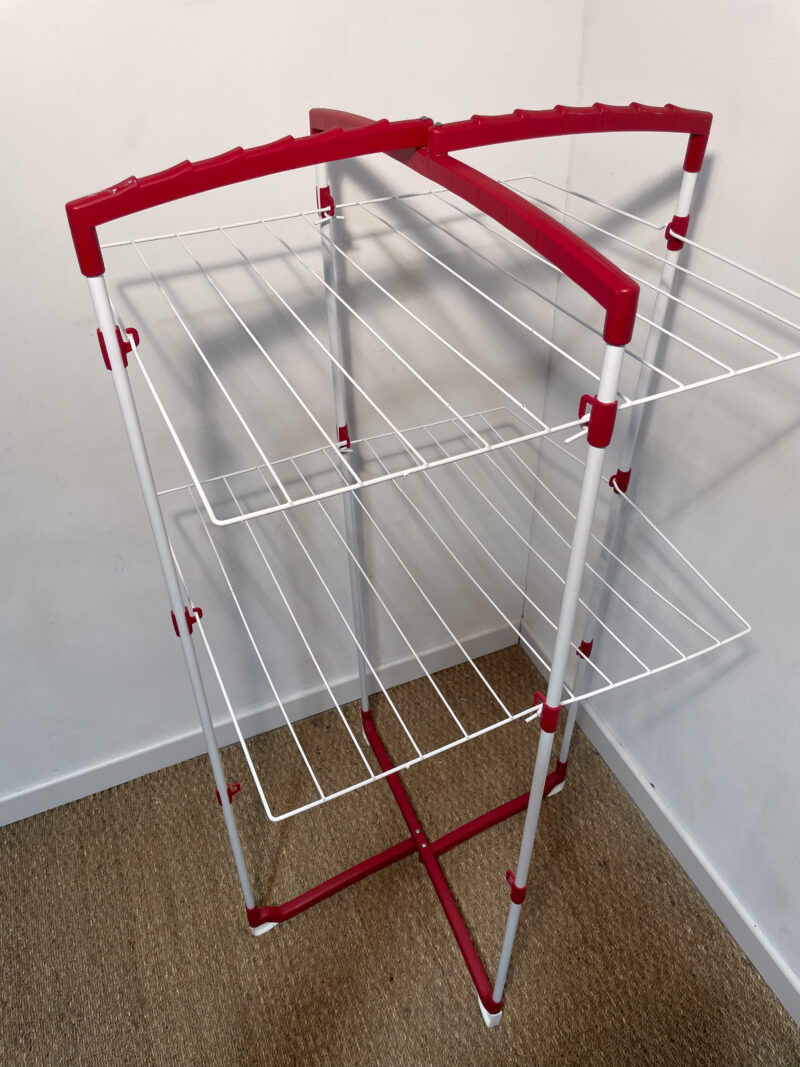 Étendoir blanc et rouge – Image 3