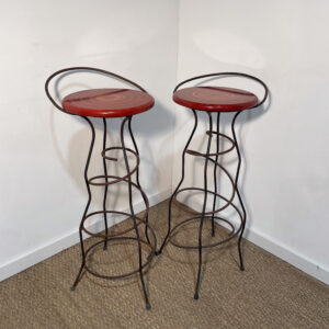 Lot de 2 tabourets en fer forgé