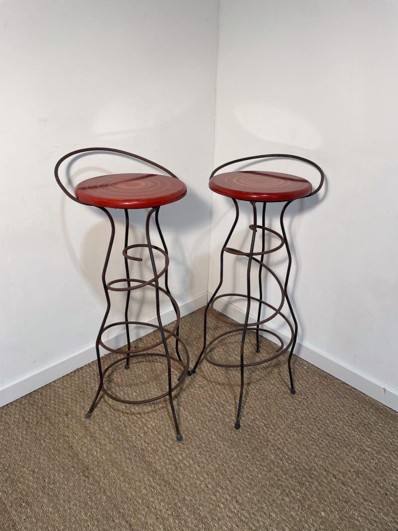 Lot de 2 tabourets en fer forgé