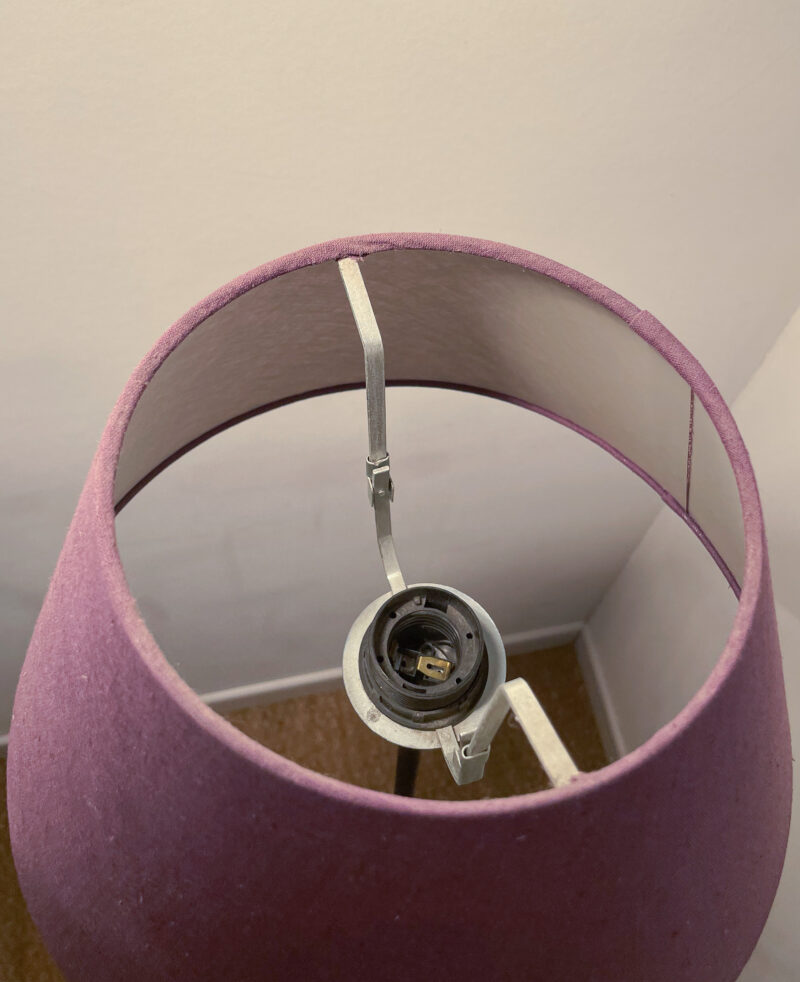 Lampadaire abat-jour violet – Image 3