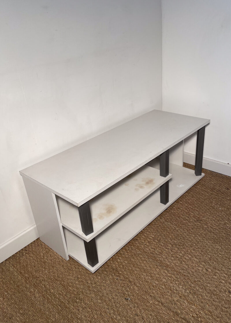 Meuble TV blanc et gris