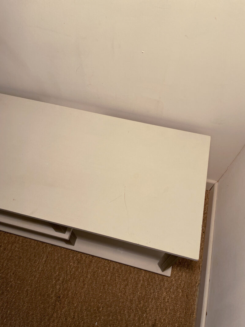 Meuble TV blanc et gris – Image 6