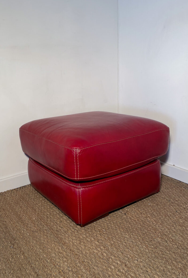 Pouf cuir rouge