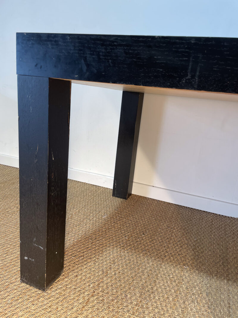 Table noire pieds carrés – Image 5
