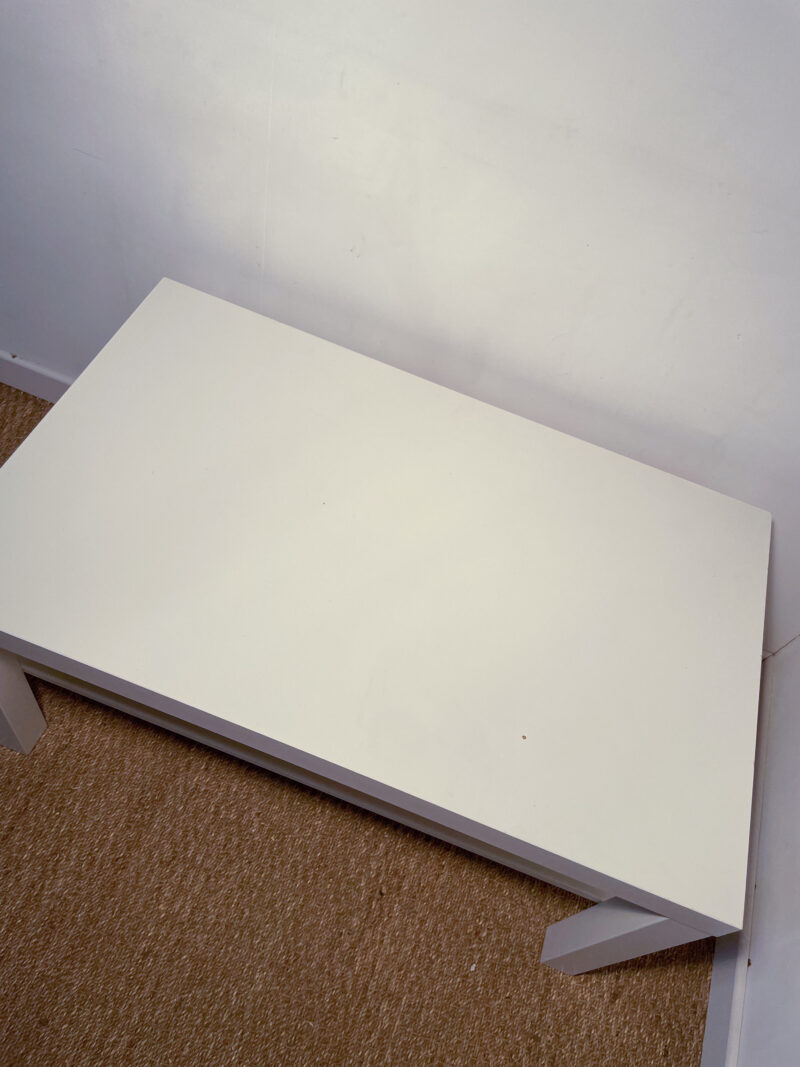Table basse blanche – Image 3