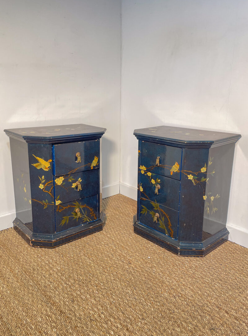Lot tables de chevet style asiatique