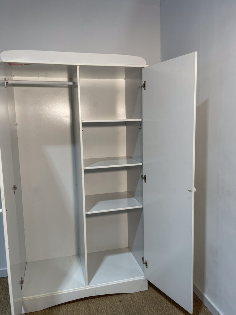 Armoire blanche avec penderie – Image 7