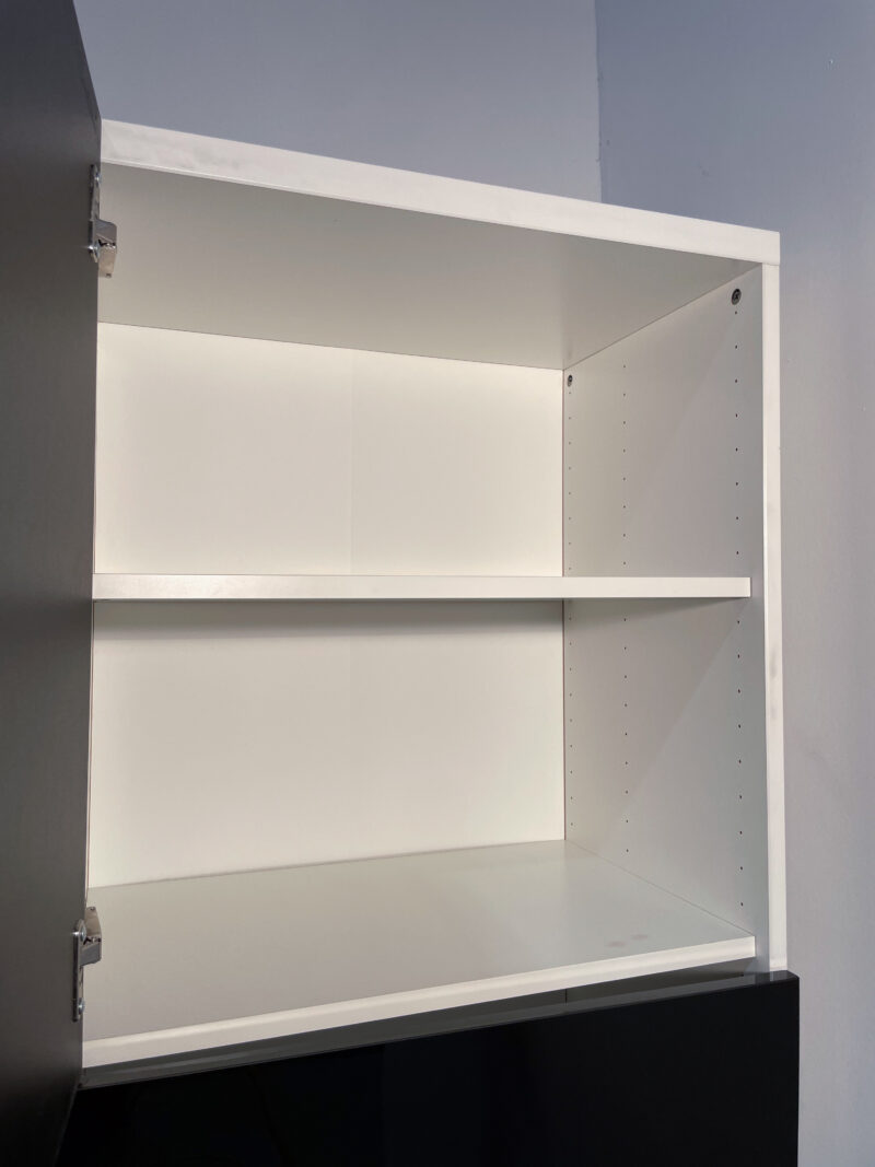 Armoire haute noire et blanche – Image 3