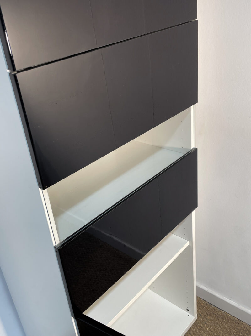 Armoire haute noire et blanche – Image 6