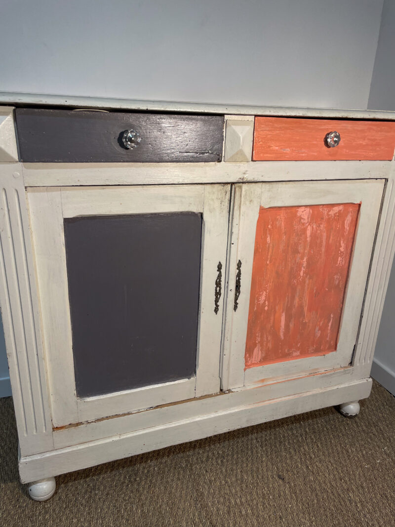 Buffet blanc et portes peintes – Image 8
