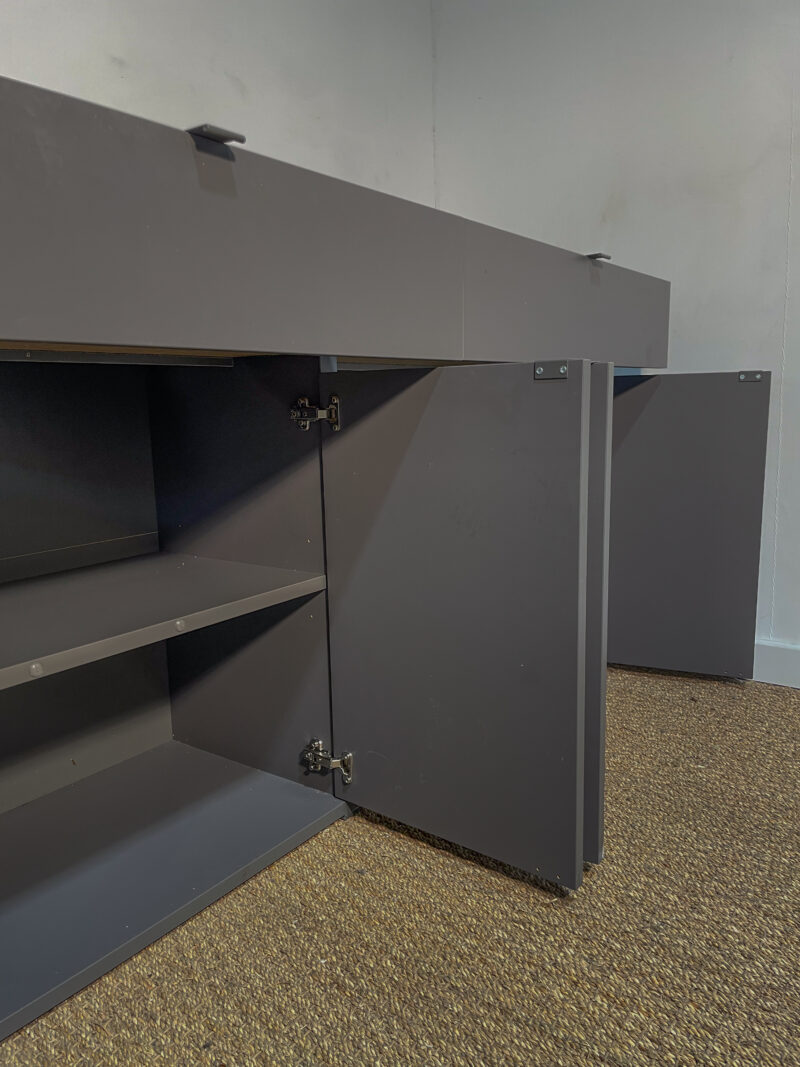 Buffet anthracite en métal – Image 4
