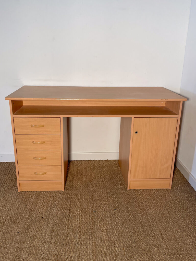 Bureau en bois marron clair – Image 2