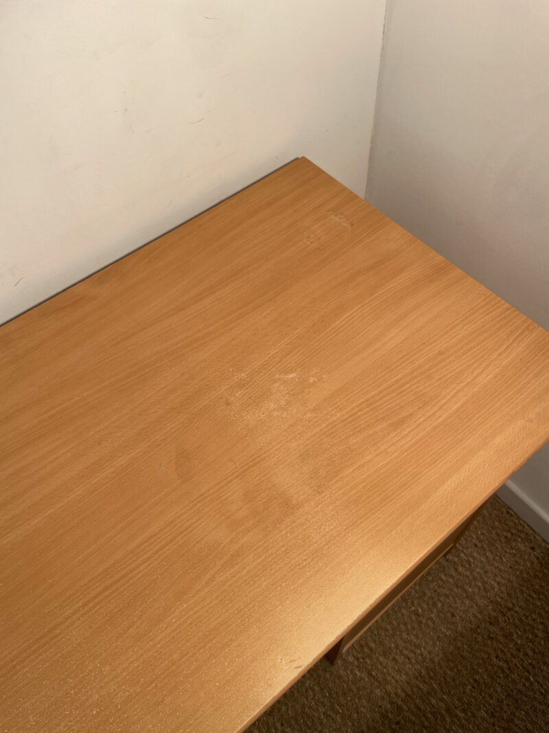 Bureau en bois marron clair – Image 5