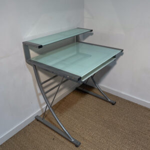 Petit bureau turquoise en verre