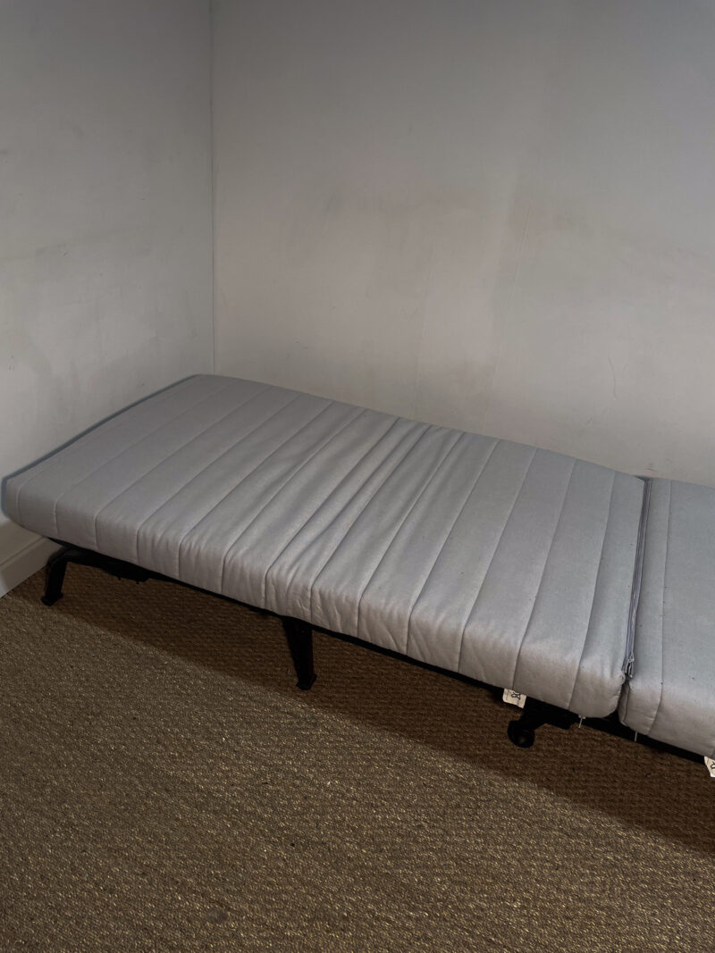 Chauffeuse house en tissu bleu – Image 7