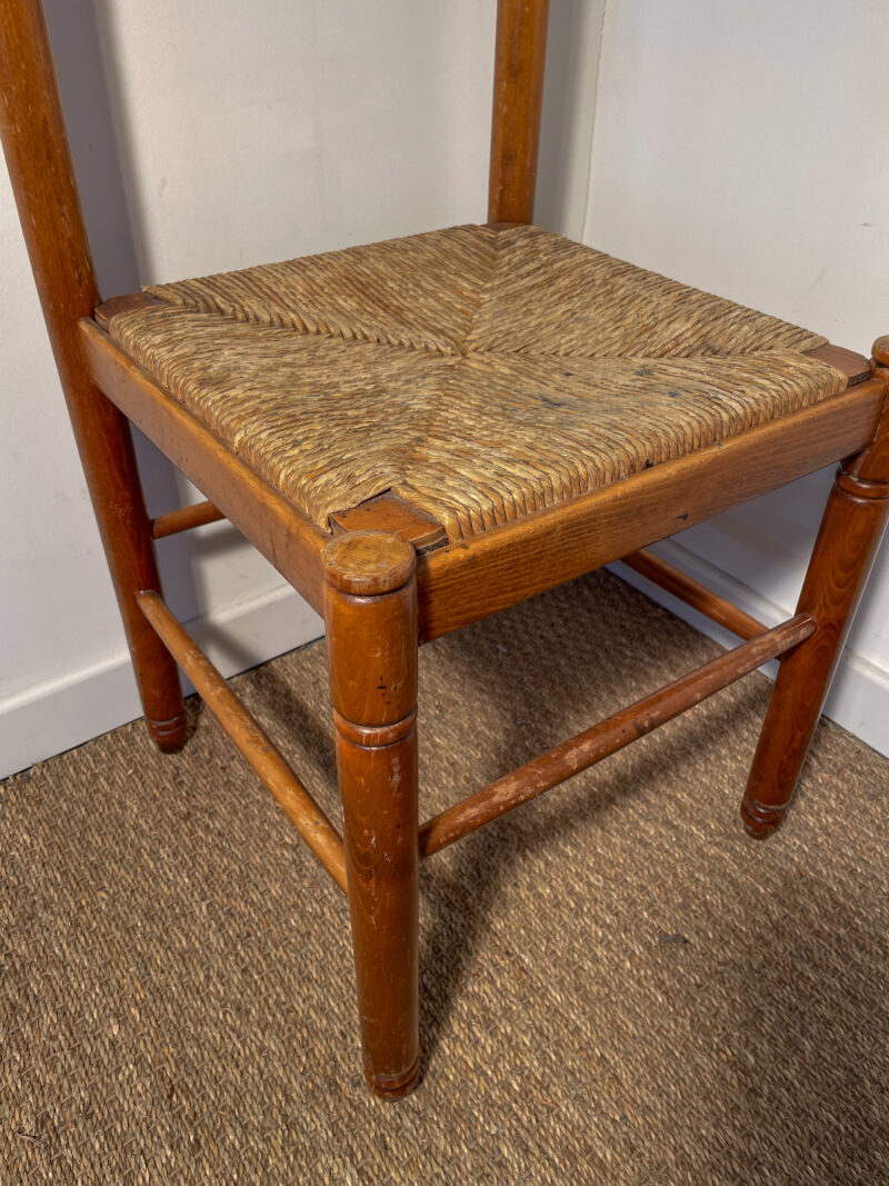 Chaise en bois assise en paille – Image 4