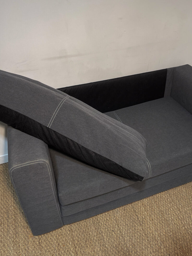 Canapé dépliable en tissu gris – Image 7