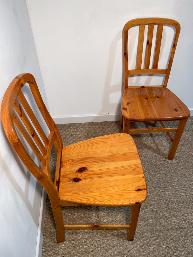 Lot de 2 chaises en pin (plusieurs disponibles) – Image 3