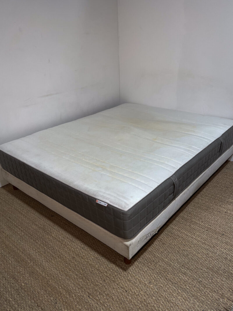 Matelas 160 x 200 (lkea)