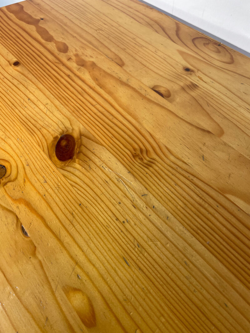 Table/bureau en bois vernis – Image 5