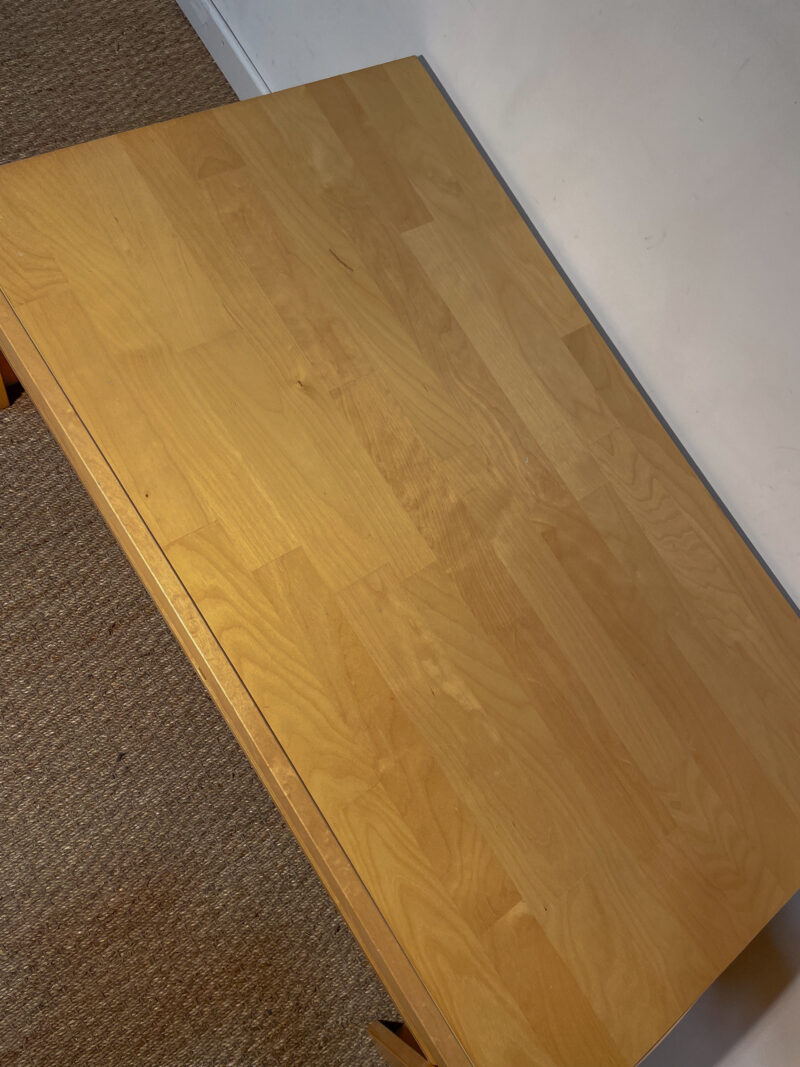 Table basse/meuble TV en bois clair – Image 3
