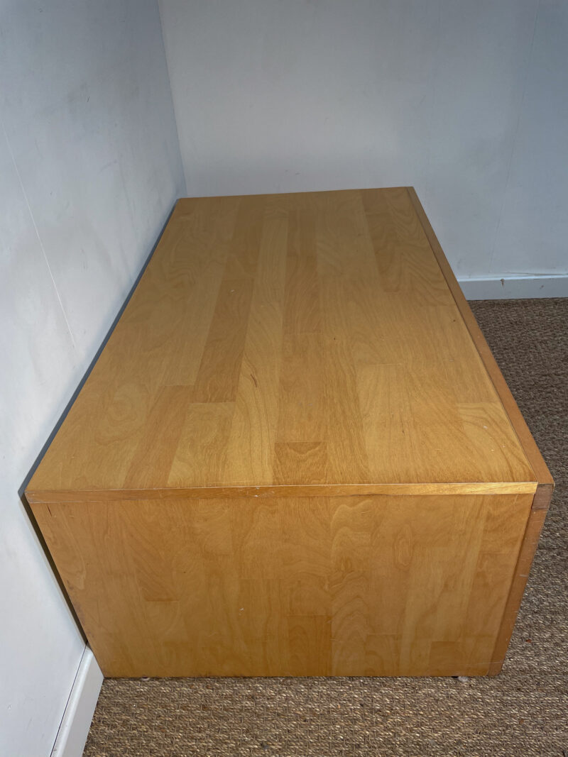 Table basse/meuble TV en bois clair – Image 5