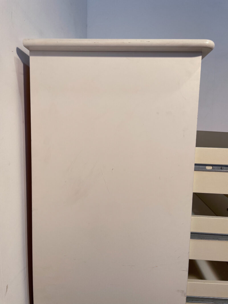 Petite commode en bois blanche – Image 6