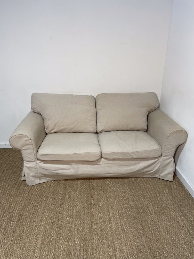 Petit canapé en tissu beige – Image 2