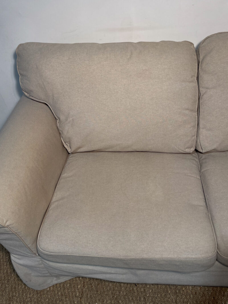 Petit canapé en tissu beige – Image 4
