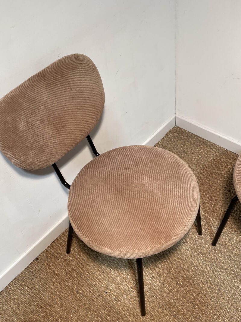 Lot de 2 chaises en velours côtelé taupe – Image 4