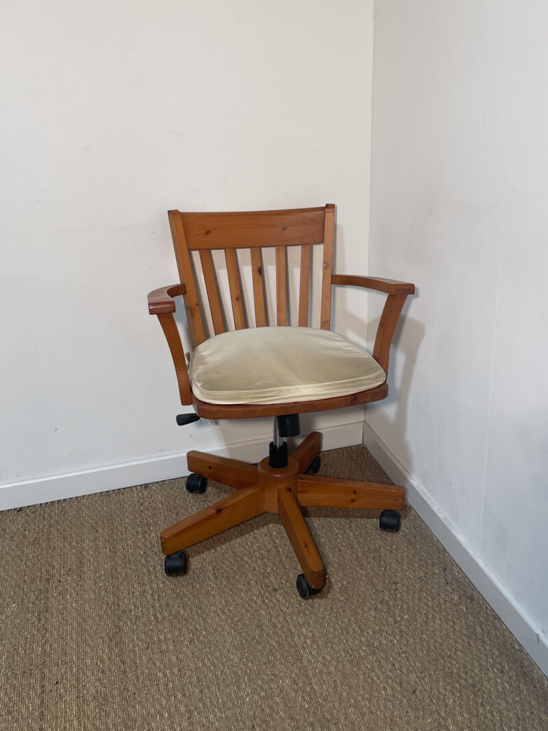 Fauteuil de bureau en bois – Image 2