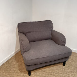 Fauteuil en tissu gris foncé