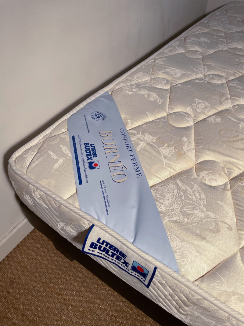 Matelas 140x190 à motifs fleuris – Image 3