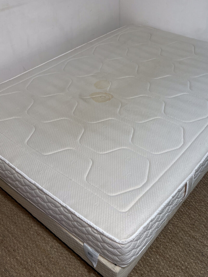 Matelas 140x190 latex Dunlopillo – Image 7