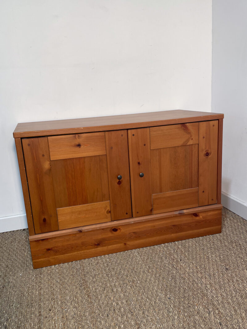 Meuble bas en bois foncé / Meuble TV – Image 2