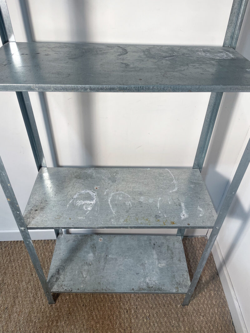 Etagère métallique légère – Image 3