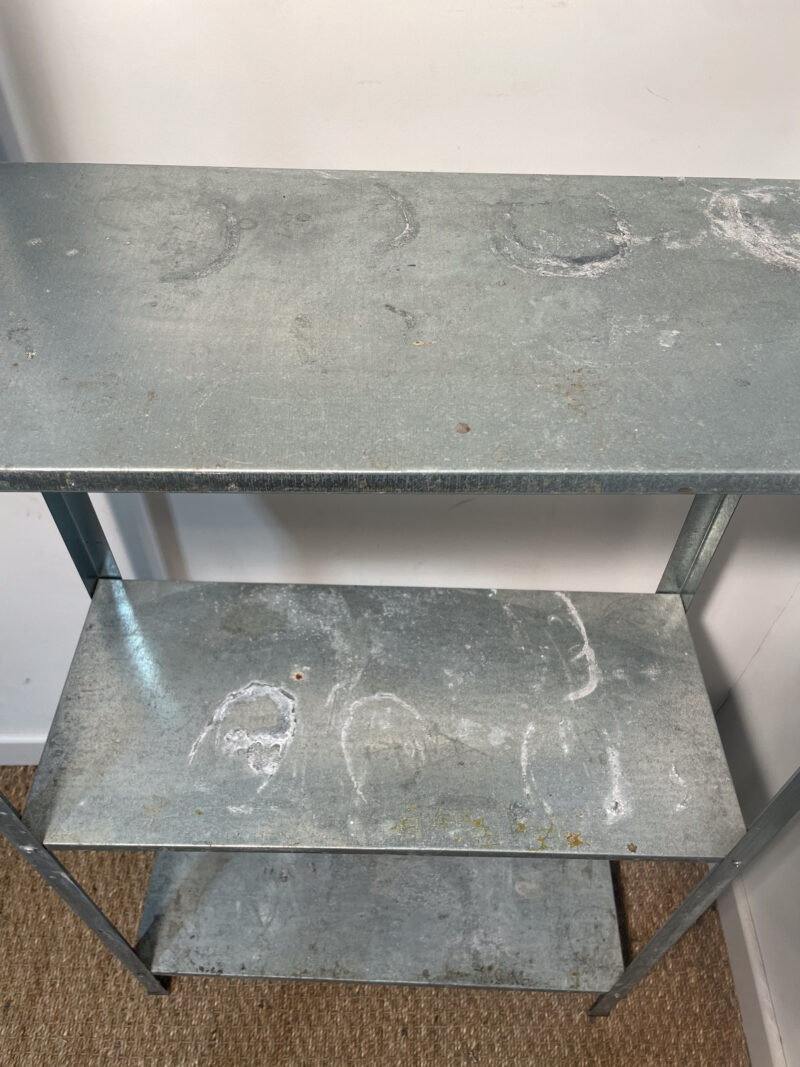 Etagère métallique légère – Image 4
