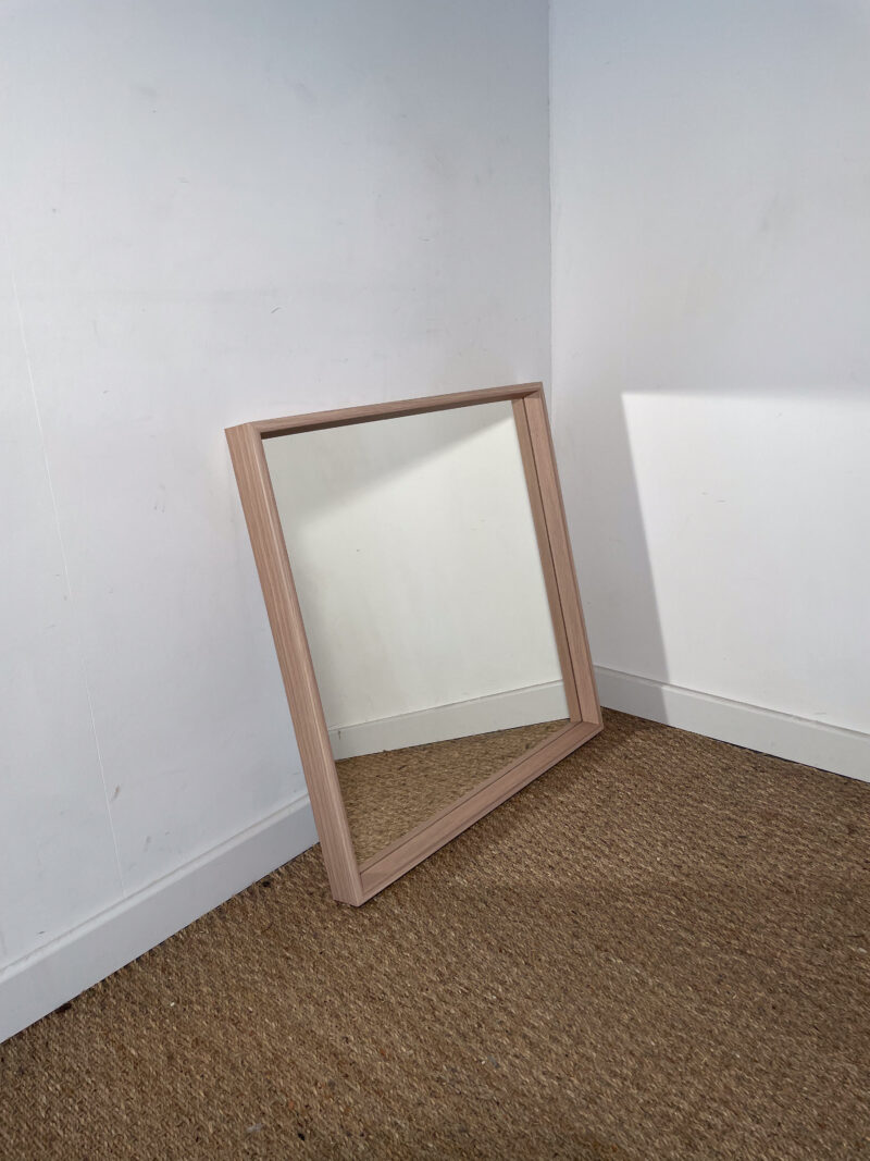 Miroir carré cadre bois