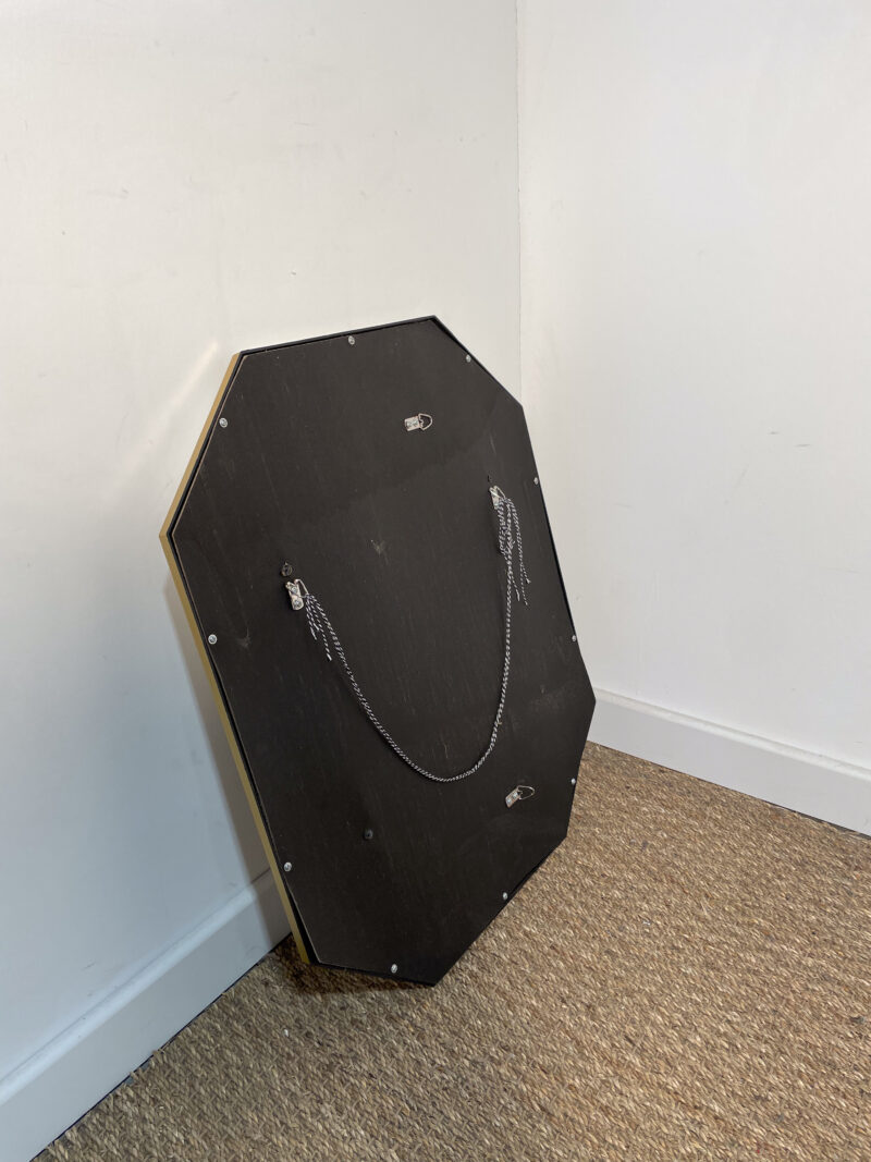 Miroir géométrique au cadre doré – Image 4