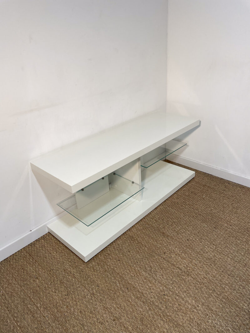 Meuble TV blanc laqué et verre